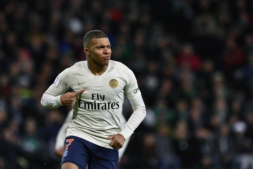 首批新型浮动费率基金对比：7只产品收益率超20% 成立越晚业绩越好？